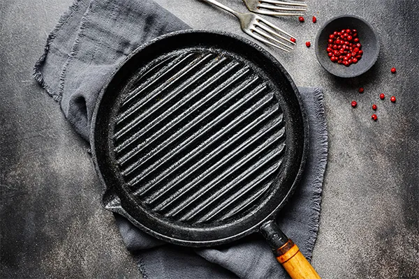 تنوع تابه چدنی و انتخاب مناسب برای آشپزخانه