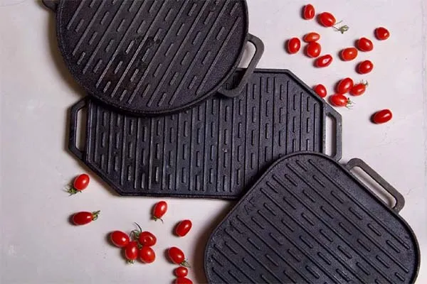 شستشوی ظروف چدنی با آب و صابون ملایم