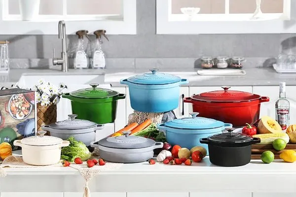 تفاوت قابلمه چدن و قابلمه تفلون در چیست؟